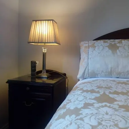 Konukevi Corrib View H91rr72 Galway