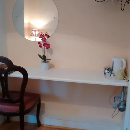 Corrib View H91rr72 3*