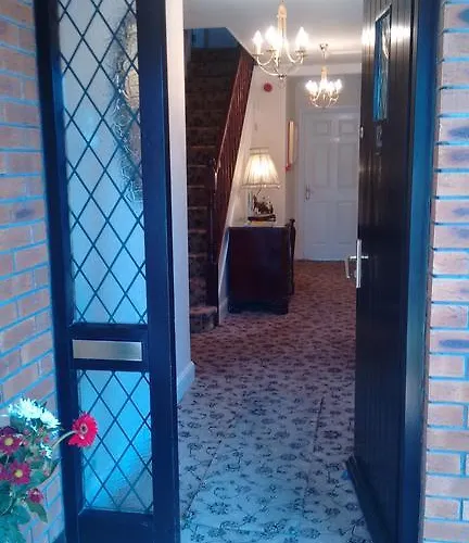 Pensión Corrib View H91rr72 3*