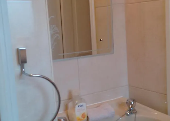 Corrib View H91rr72 3* Galway